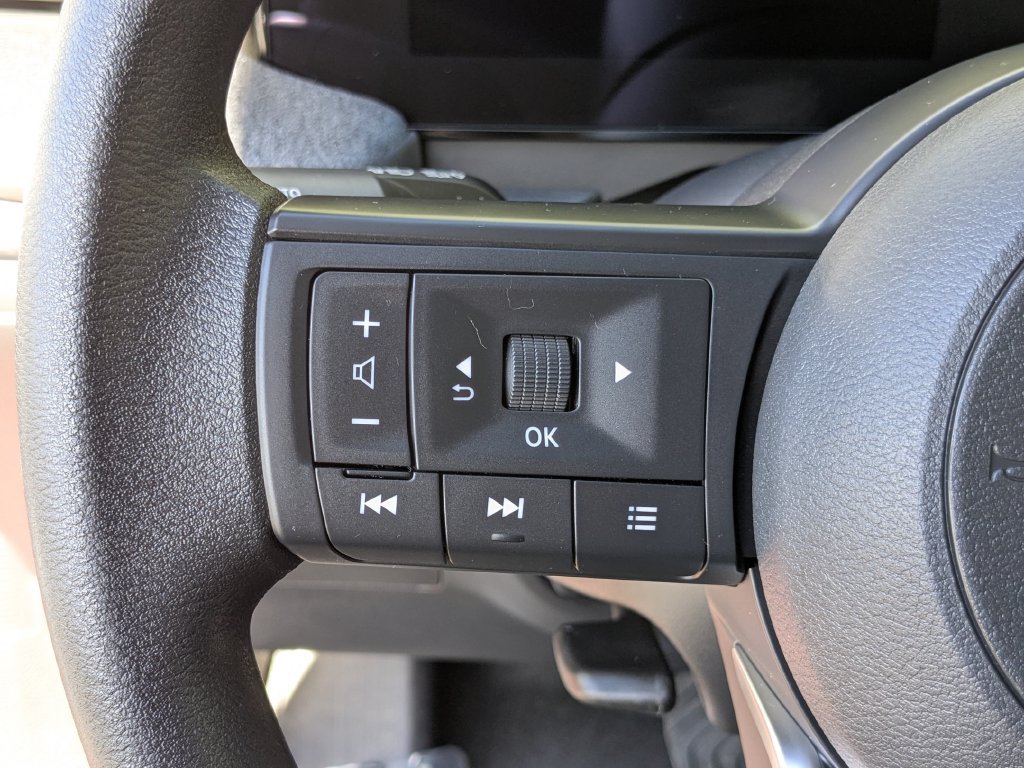New 2026 Nissan Kicks SV w/ Cold Weather Package FWD image 16