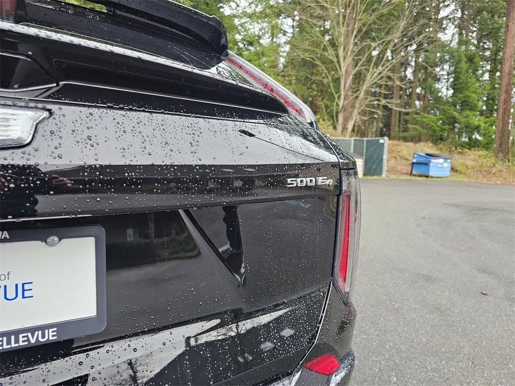 New 2026 Cadillac Optiq Sport 2 image 17