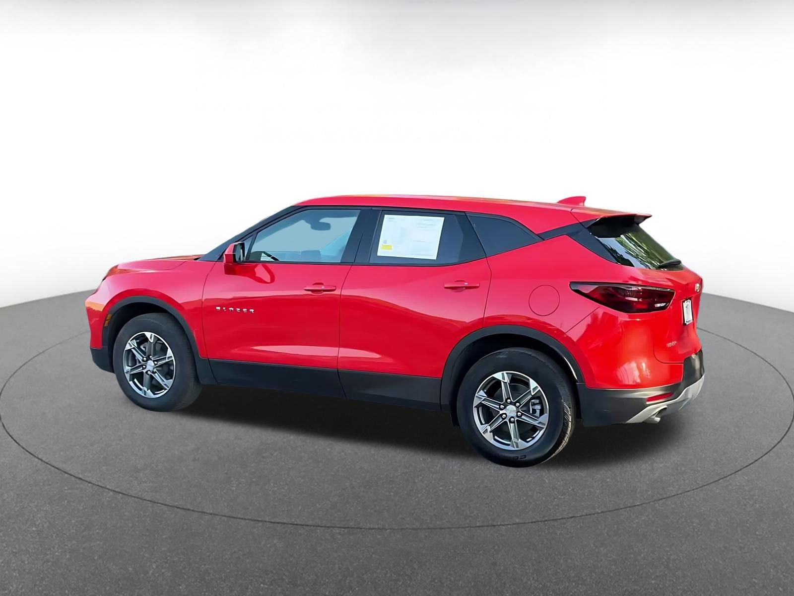 Used 2025 Chevrolet Blazer LT image 10
