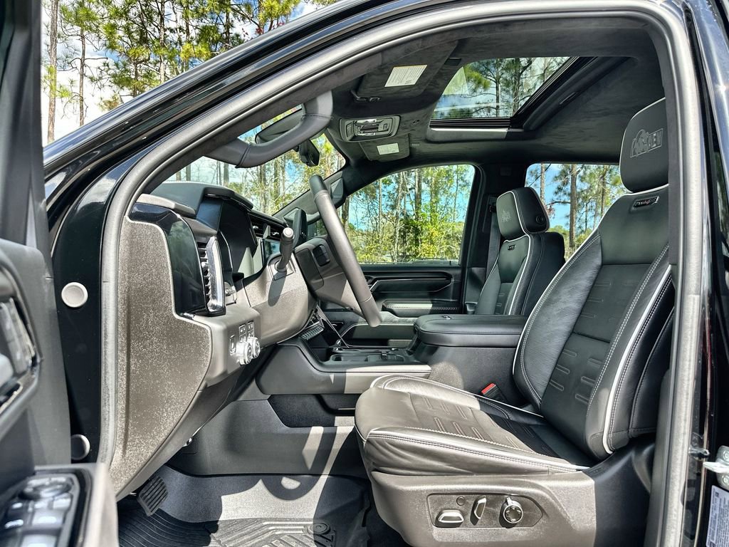 Certified 2025 GMC Sierra 2500 AT4X w/ AT4X AEV Edition image 20