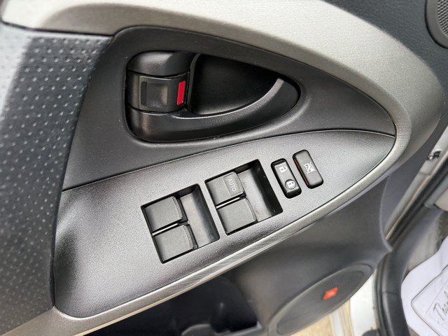 Used 2010 Toyota RAV4 Limited AWD/4WD image 13