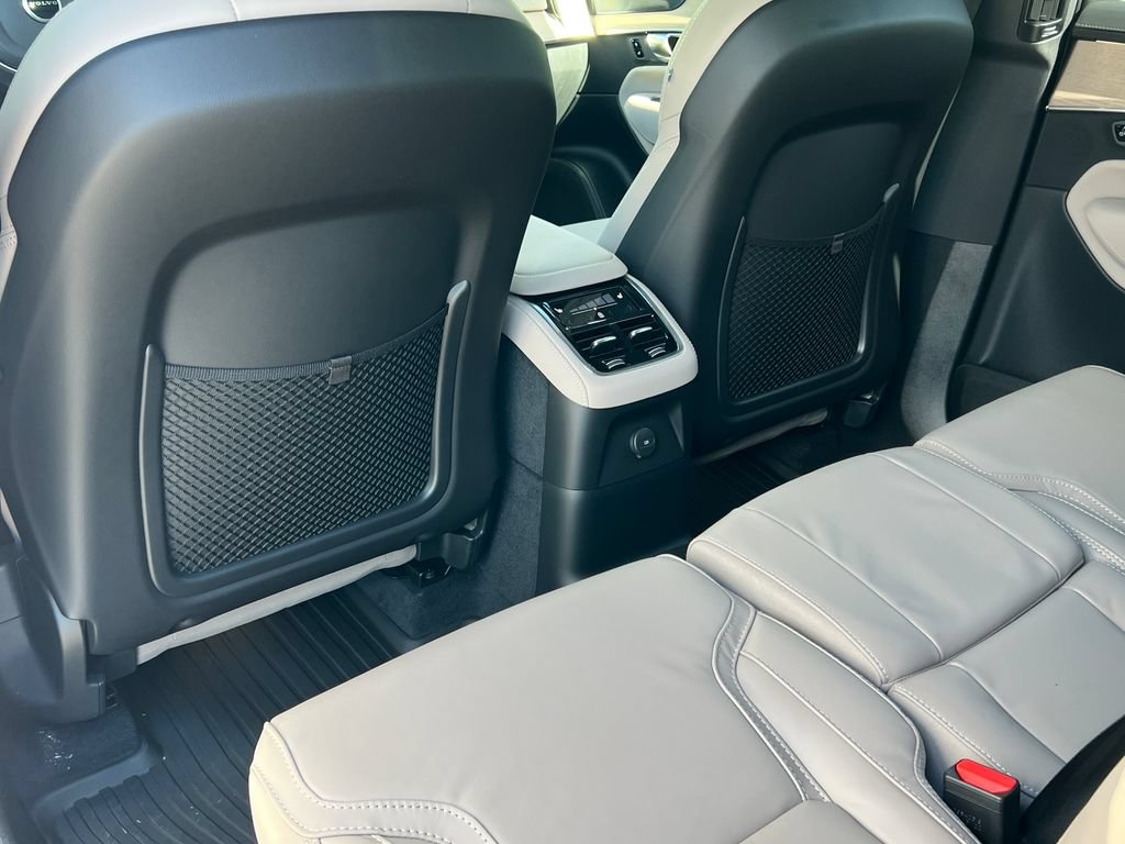 New 2026 Volvo XC90 T8 Ultra w/ Protection Package AWD/4WD image 38