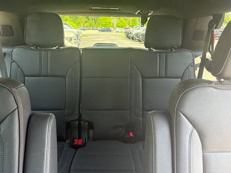 Used 2023 Chevrolet Tahoe RST w/ Luxury Package AWD/4WD image 21