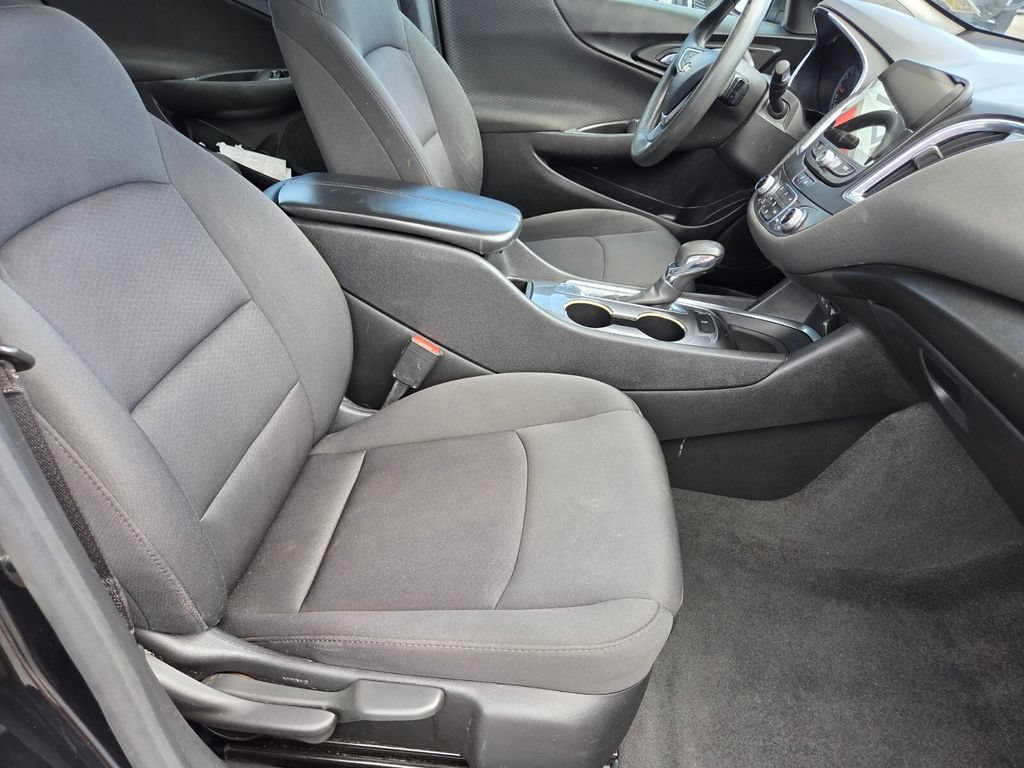 Used 2021 Chevrolet Malibu LT FWD image 27