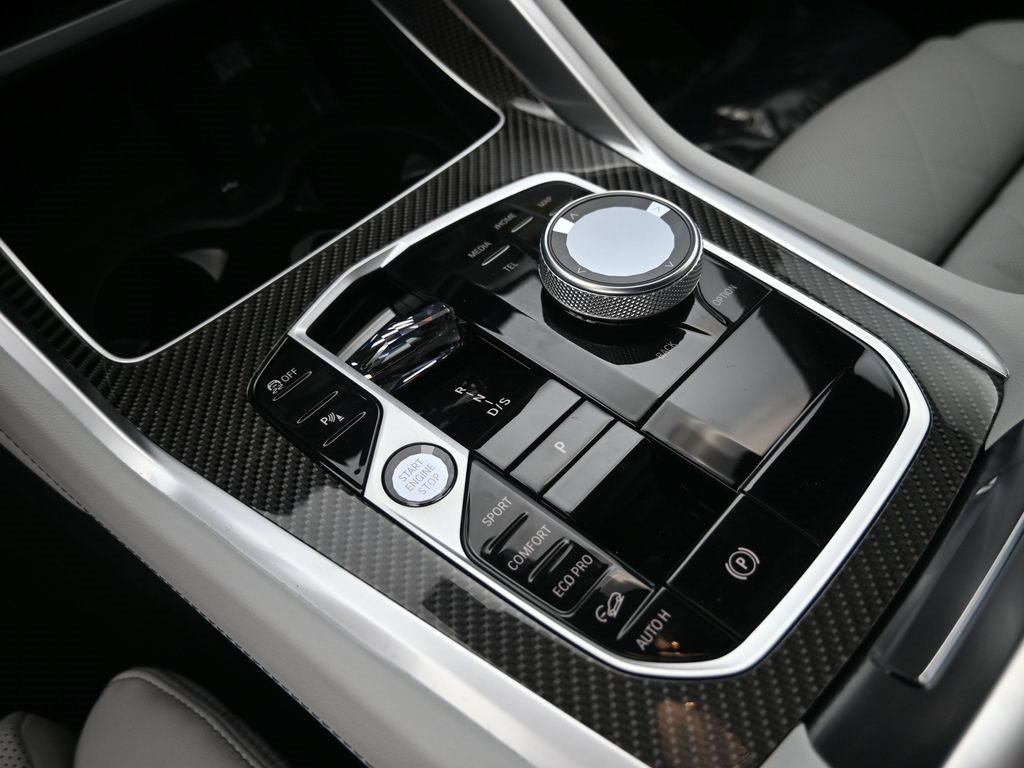 New 2026 BMW X6 M60i image 16