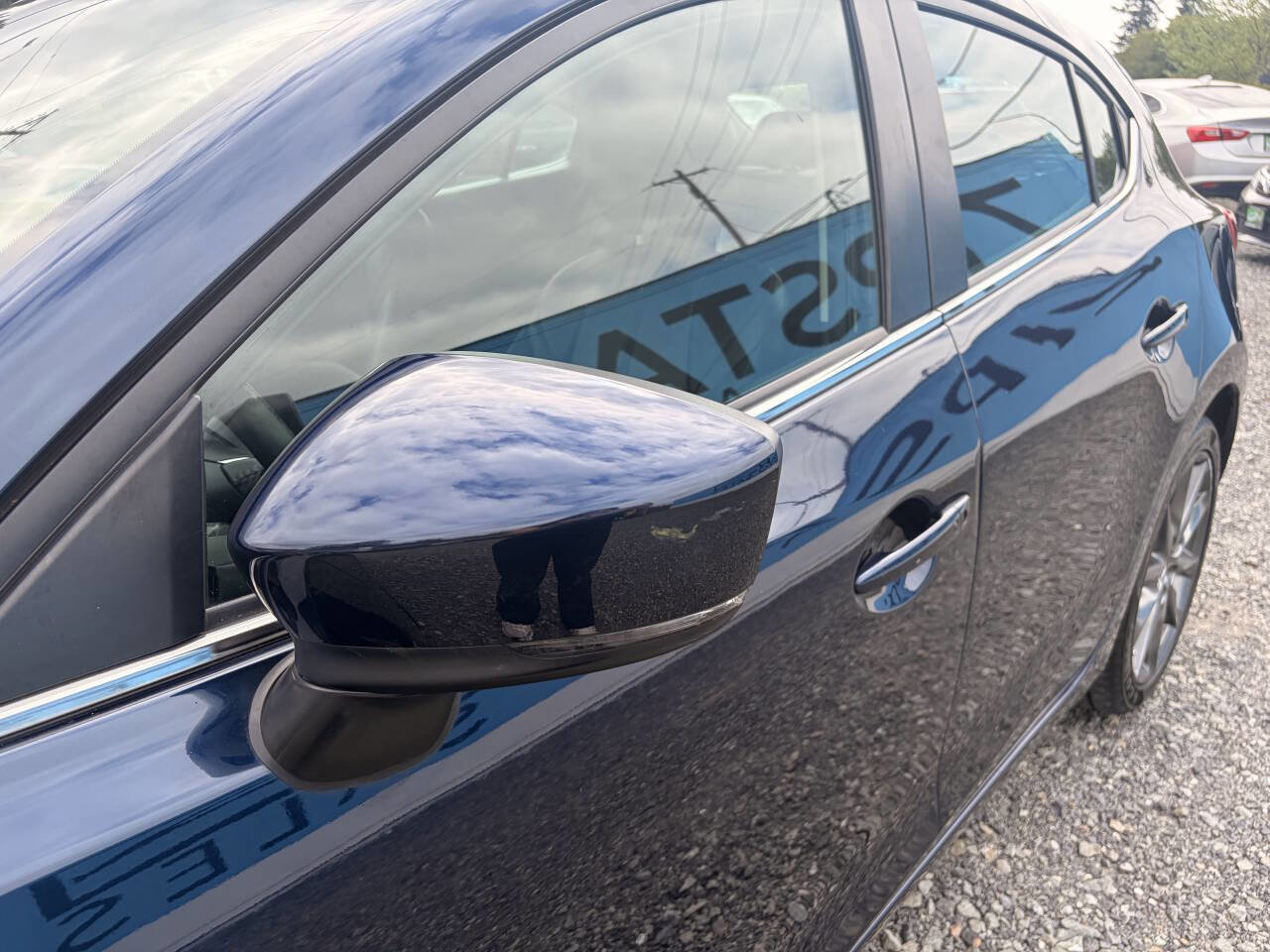 Used 2018 MAZDA MAZDA3 Touring FWD image 8