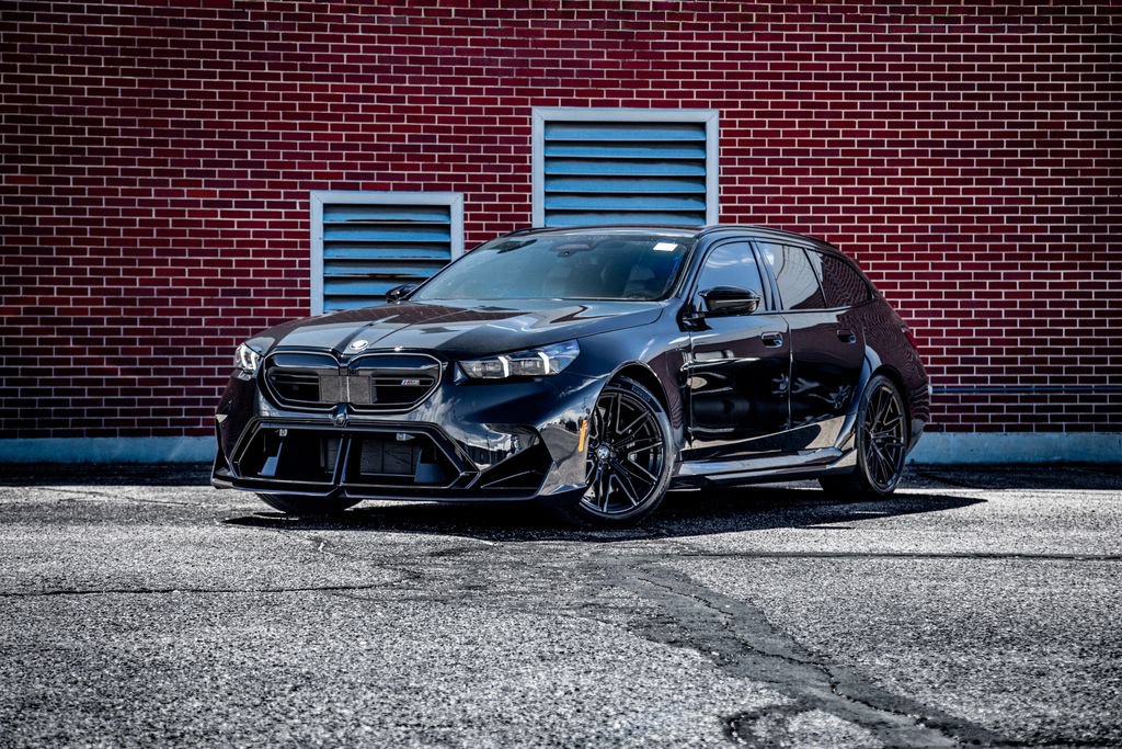 New 2026 BMW M5 Touring AWD/4WD image 1