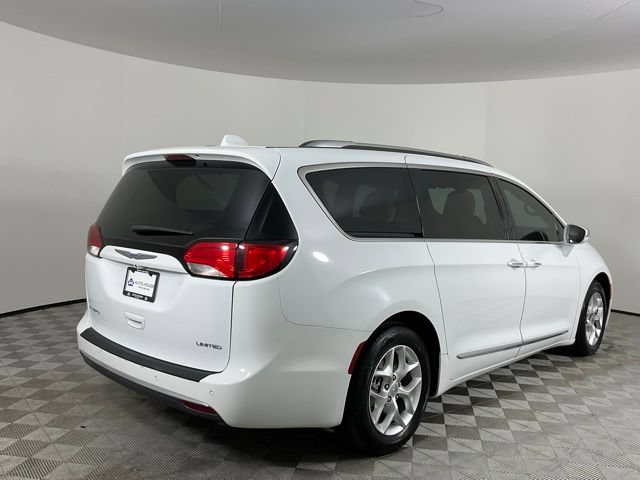 Used 2020 Chrysler Pacifica Limited FWD image 5