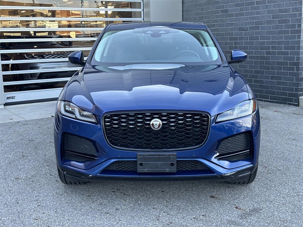 Used 2022 Jaguar F-PACE S image 2