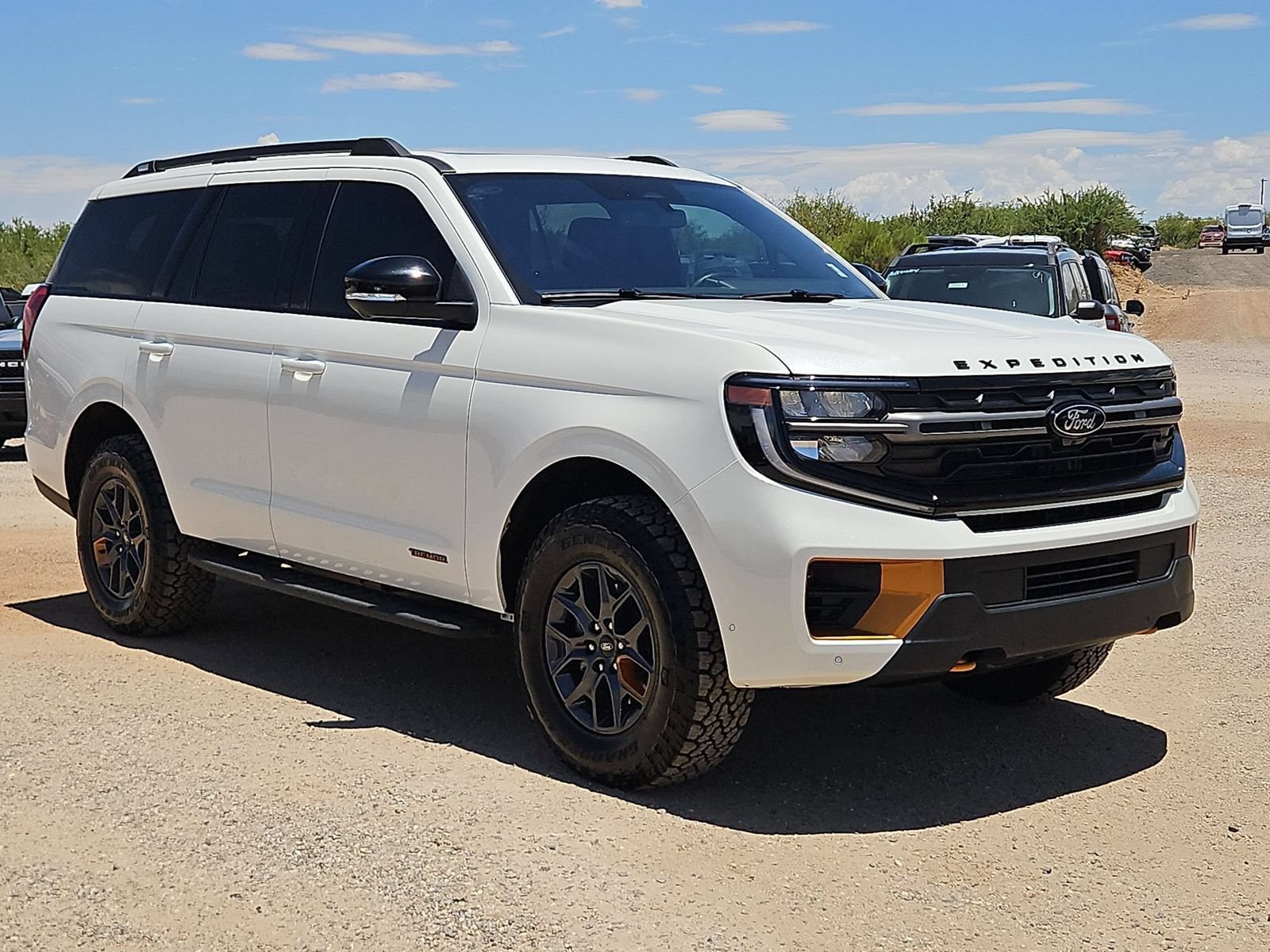 Used 2025 Ford Expedition Tremor AWD/4WD image 3