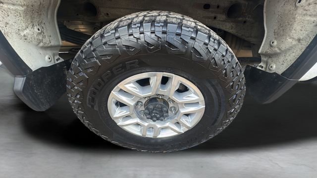 Used 2022 Chevrolet Silverado 2500 LT image 27