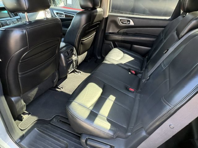 Used 2013 Nissan Pathfinder SL w/ SL Premium Pkg AWD/4WD image 16
