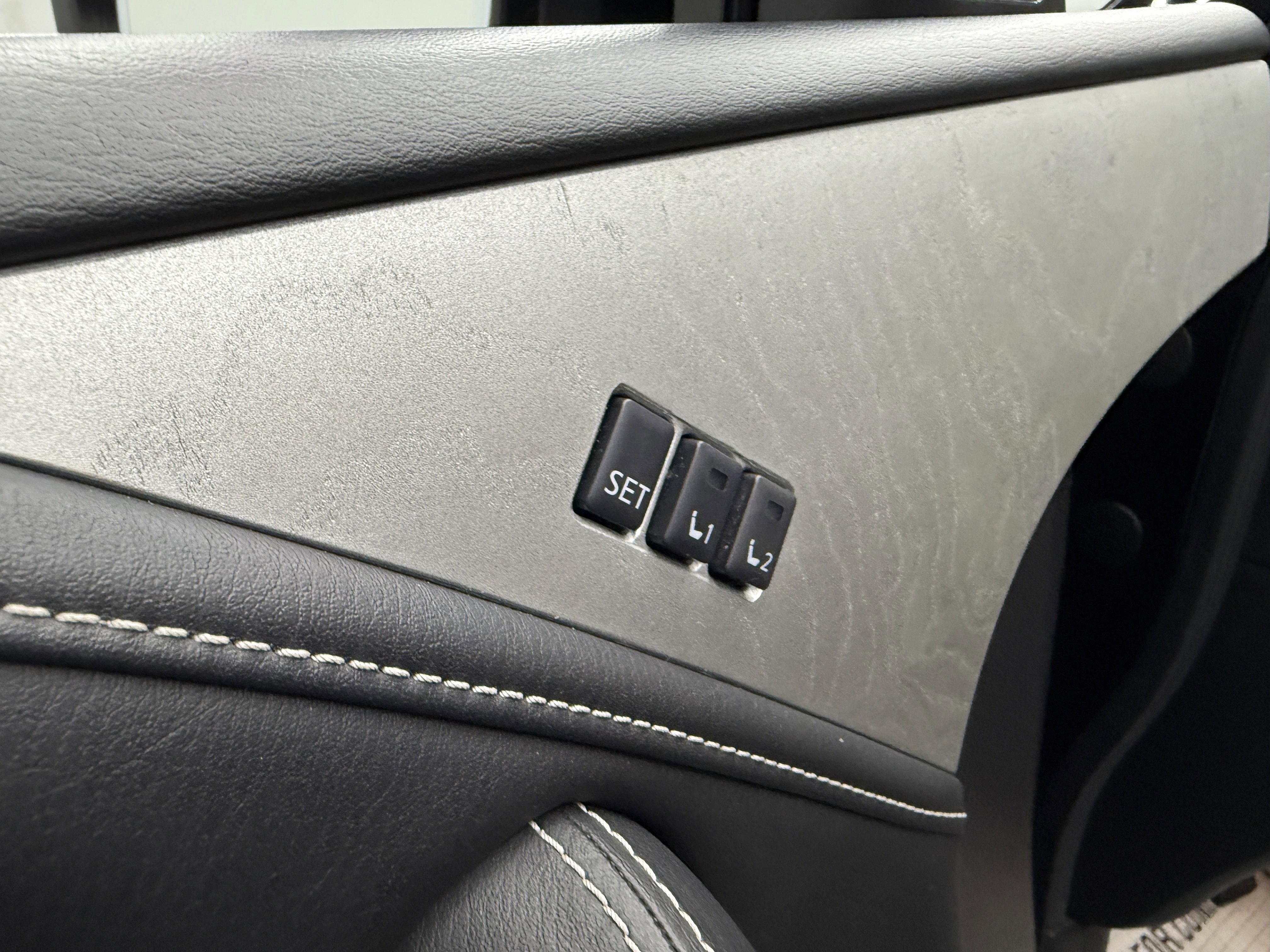 Used 2019 INFINITI QX80 Limited image 11