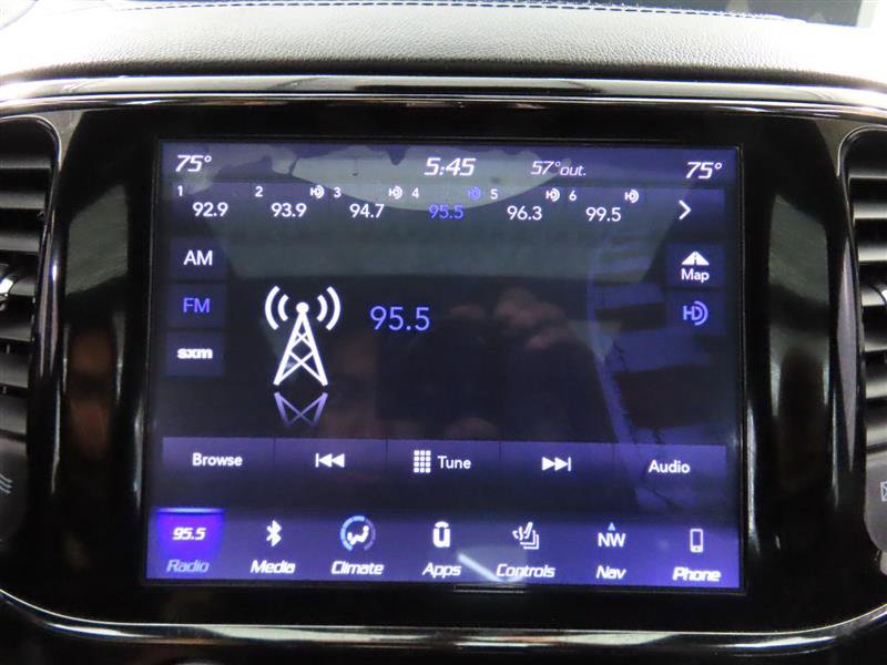 Used 2019 Jeep Grand Cherokee High Altitude image 24