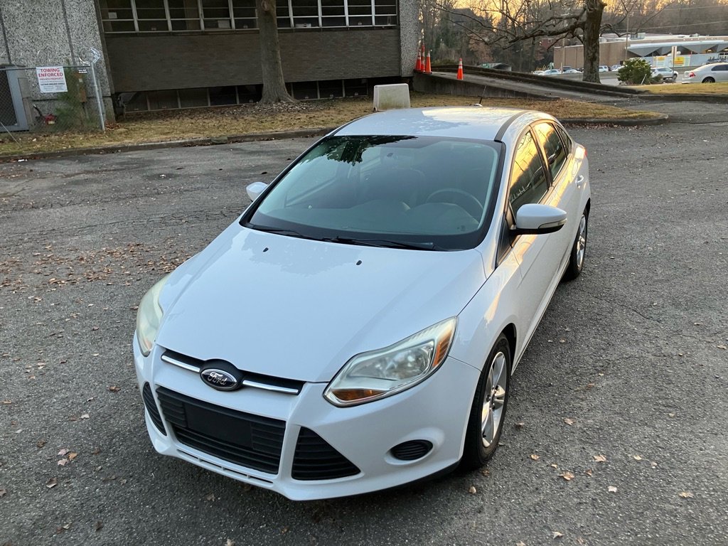 Used 2014 Ford Focus SE image 1