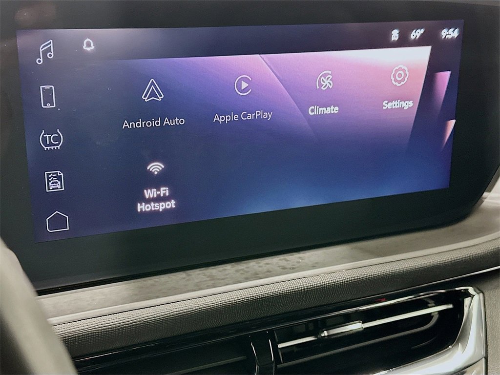 Used 2025 Buick Envista Sport Touring w/ Convenience II Package image 12