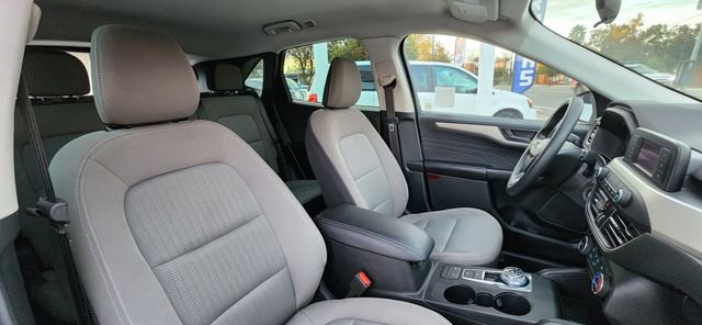 Used 2021 Ford Escape S image 14
