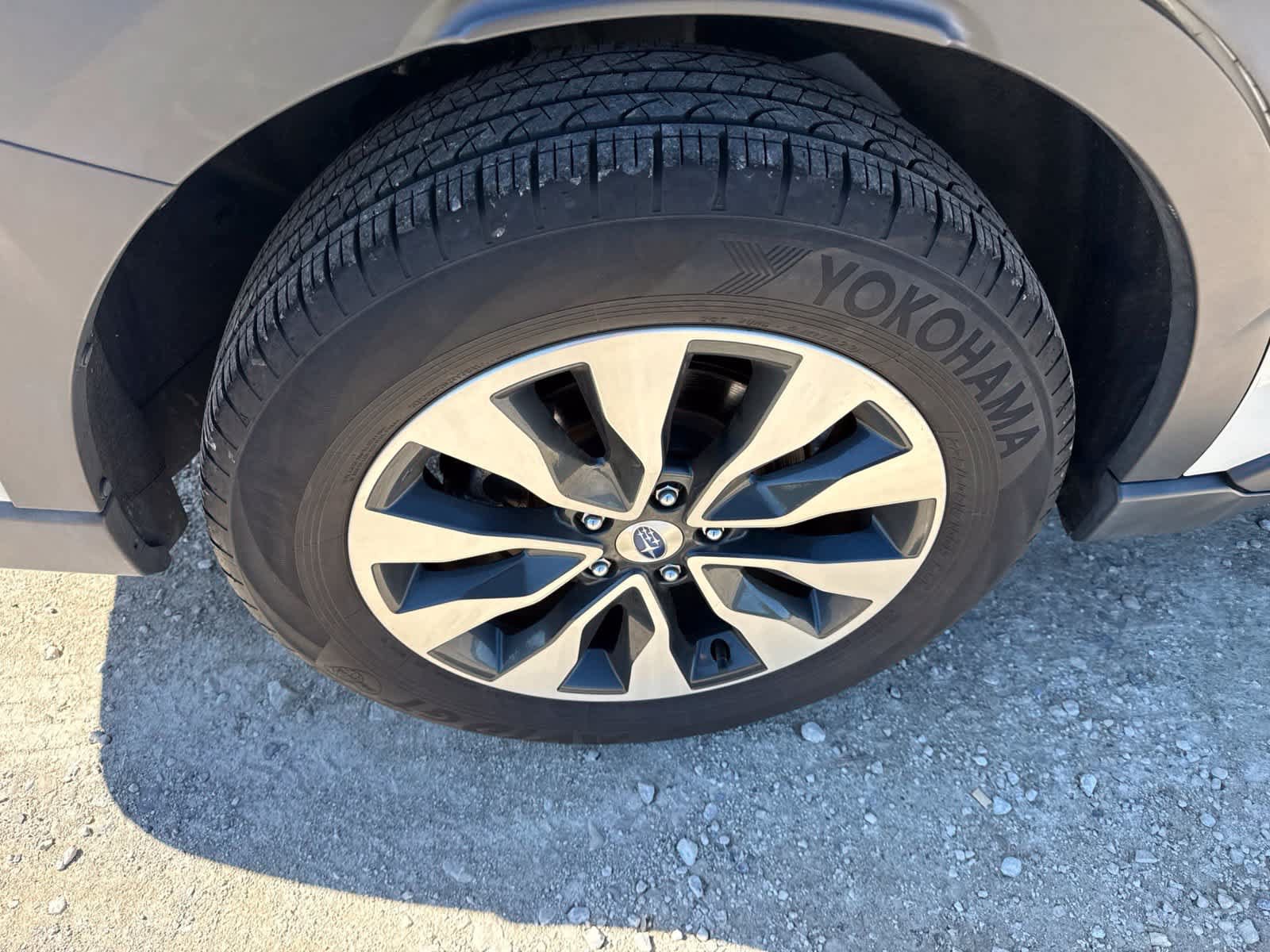 Certified 2024 Subaru Outback Limited AWD/4WD image 8