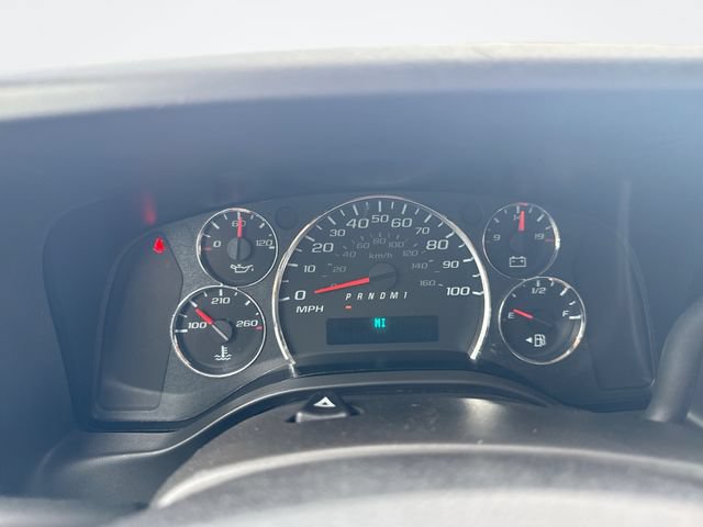 Used 2025 GMC Savana 2500 w/ Driver Convenience Package RWD image 15