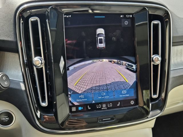 Used 2023 Volvo XC40 B4 Plus w/ Protection Package image 24