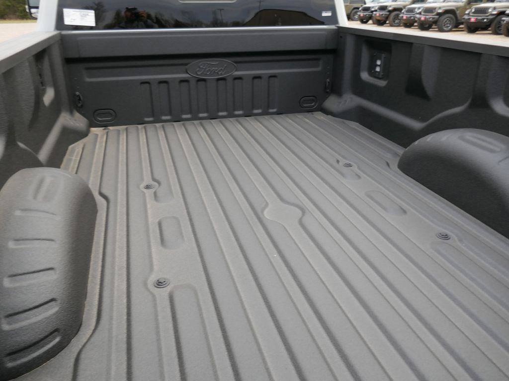 New 2026 Ford F350 Lariat image 7