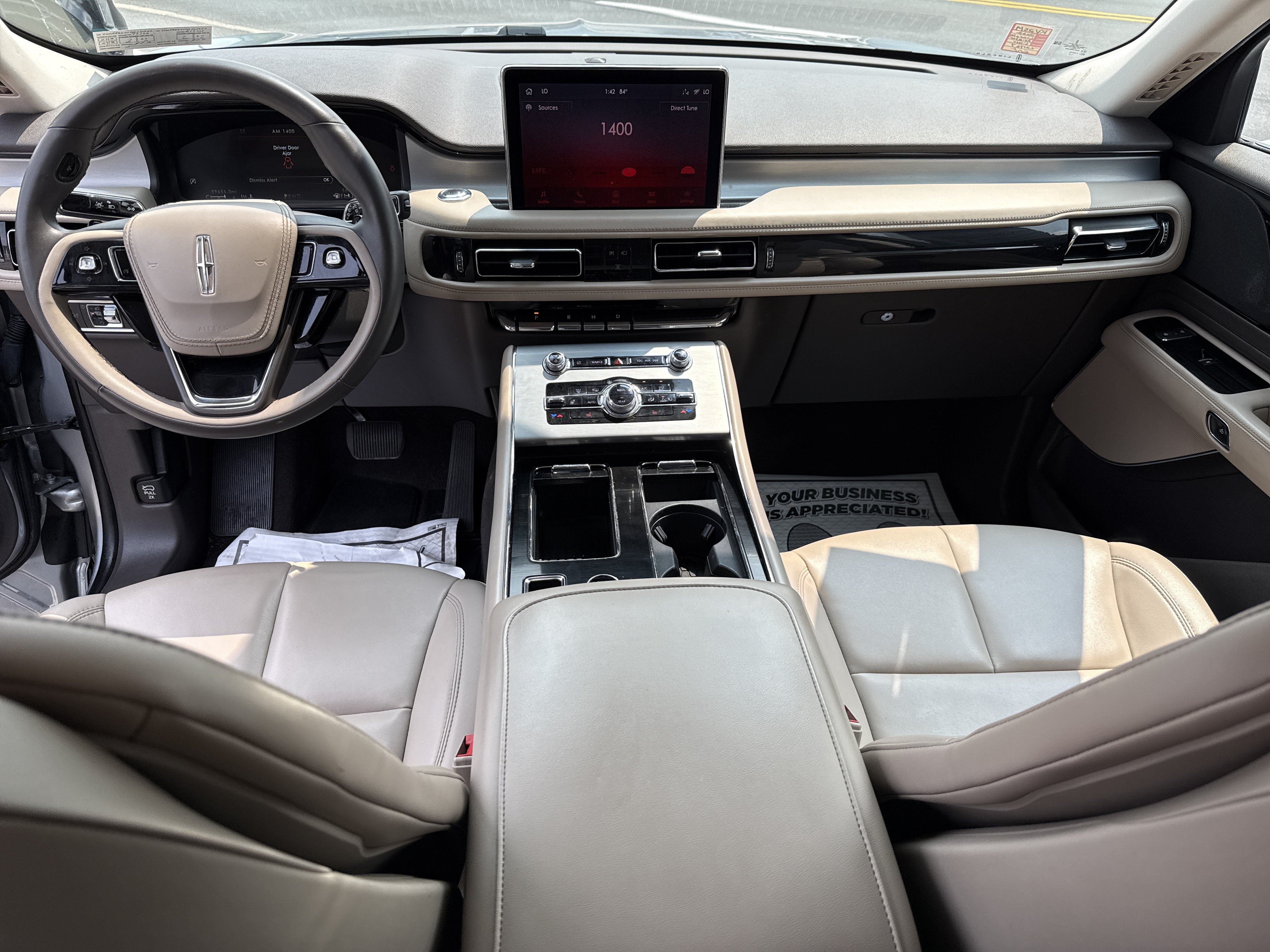 Used 2022 Lincoln Aviator AWD w/ Premium Package image 15