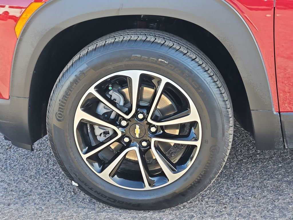 Used 2024 Chevrolet TrailBlazer LT w/ LT Cold Weather Package image 9