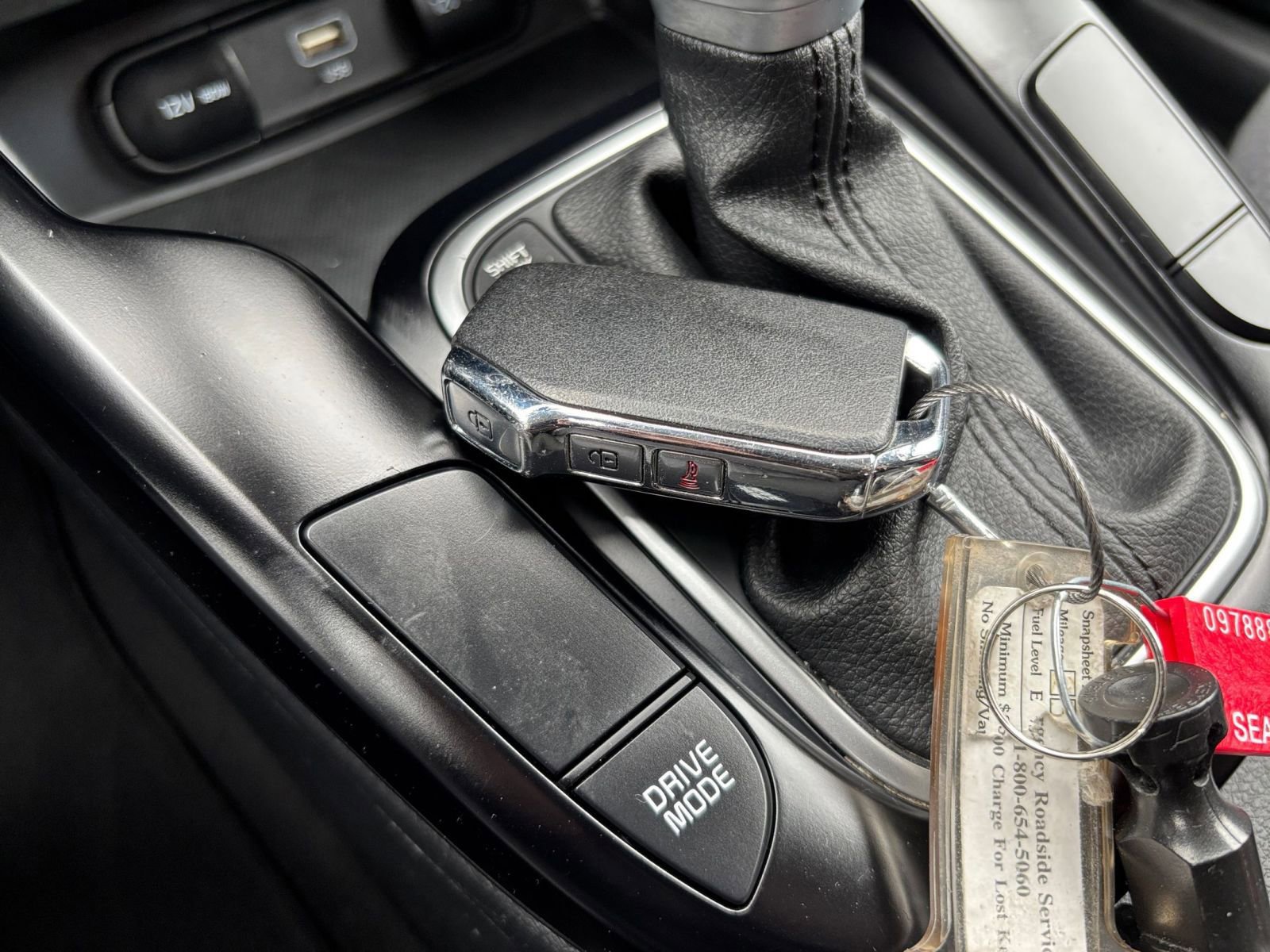 Used 2025 Kia Soul LX w/ LX Technology Package FWD image 25