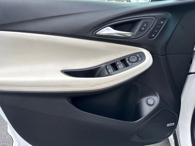 Certified 2024 Buick Encore GX Avenir w/ Avenir Convenience Package image 14