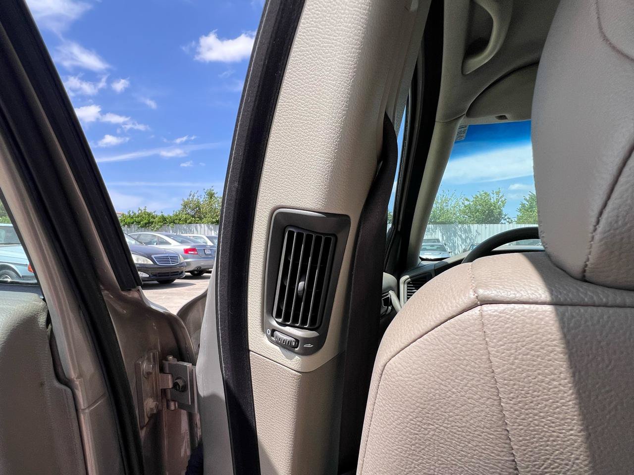 Used 2002 Volvo V70 Cross Country AWD/4WD image 56