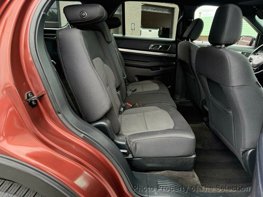 Used 2018 Ford Explorer XLT w/ Equipment Group 201A image 38