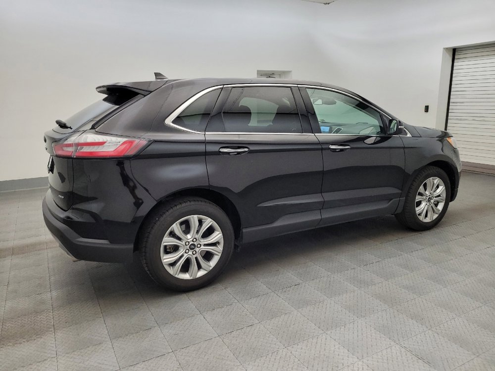 Used 2023 Ford Edge Titanium image 10