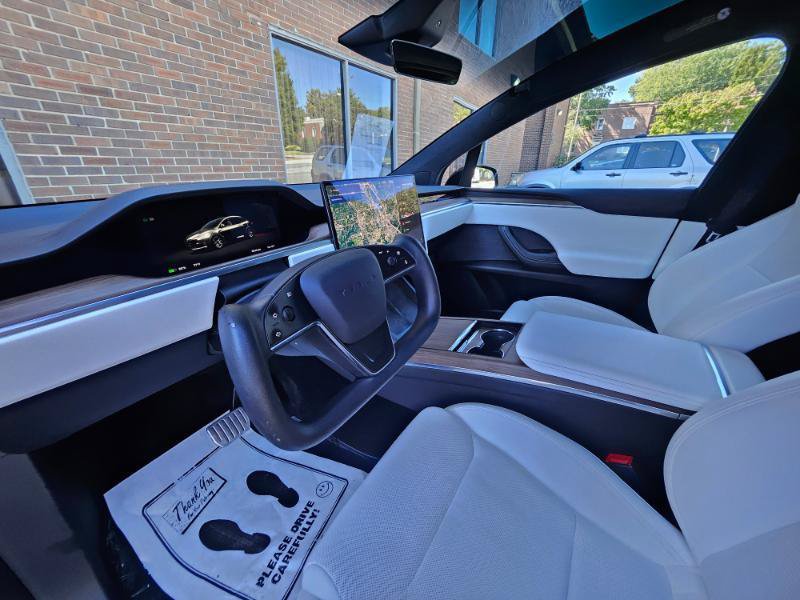 Used 2023 Tesla Model X AWD/4WD image 37