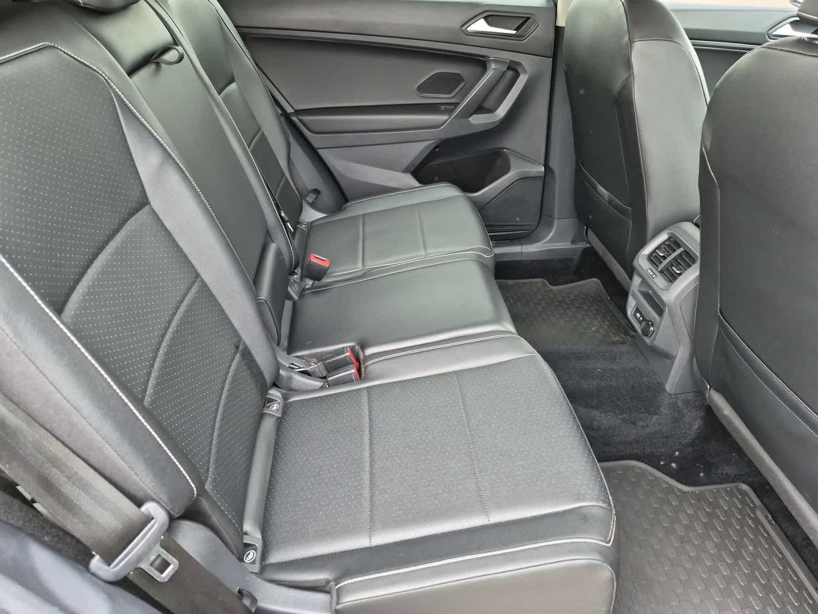 Used 2021 Volkswagen Tiguan SE AWD/4WD image 20