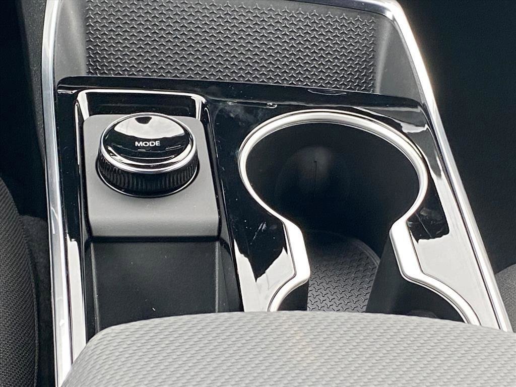 New 2026 Chevrolet Equinox LT image 12