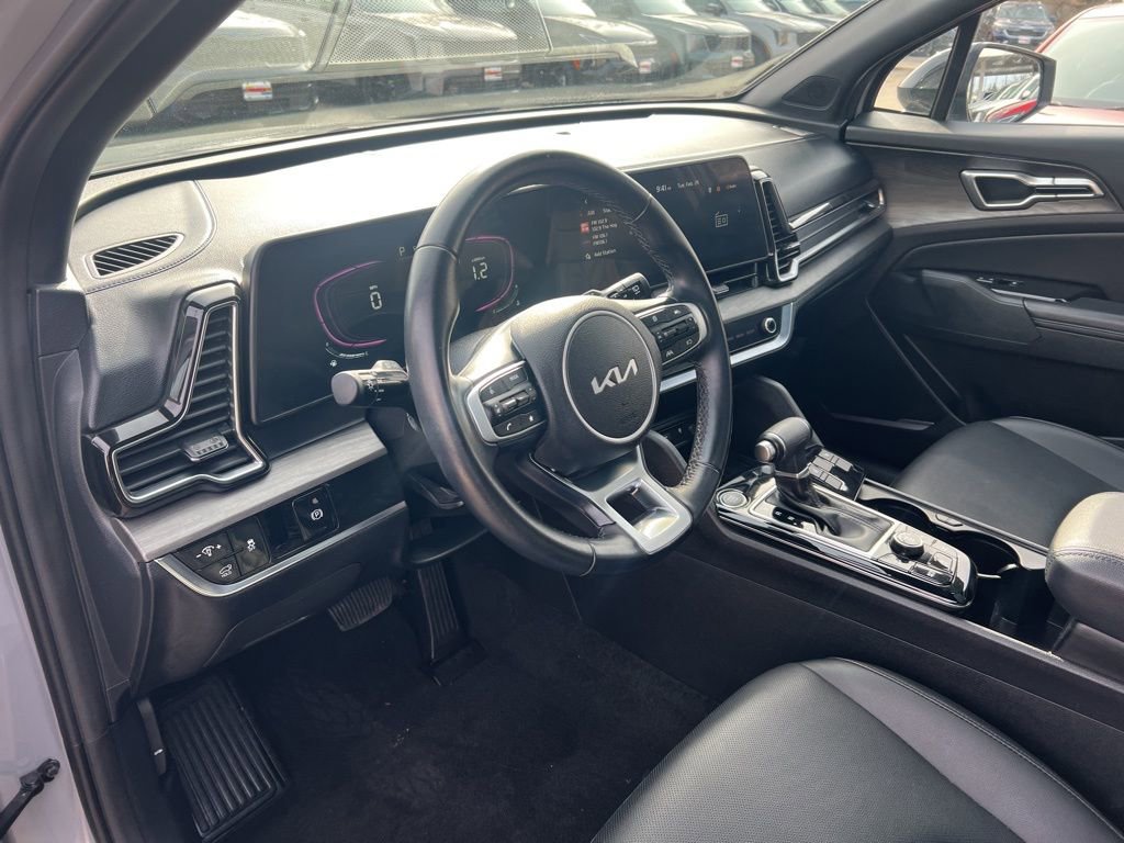 Used 2024 Kia Sportage X-Line w/ X-Line Premium Package image 6