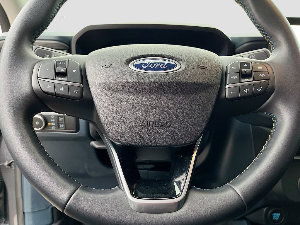 Used 2025 Ford Maverick Lobo AWD/4WD image 11