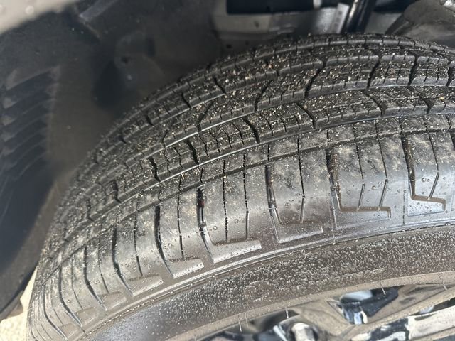 New 2026 Jeep Grand Cherokee Altitude AWD/4WD image 31