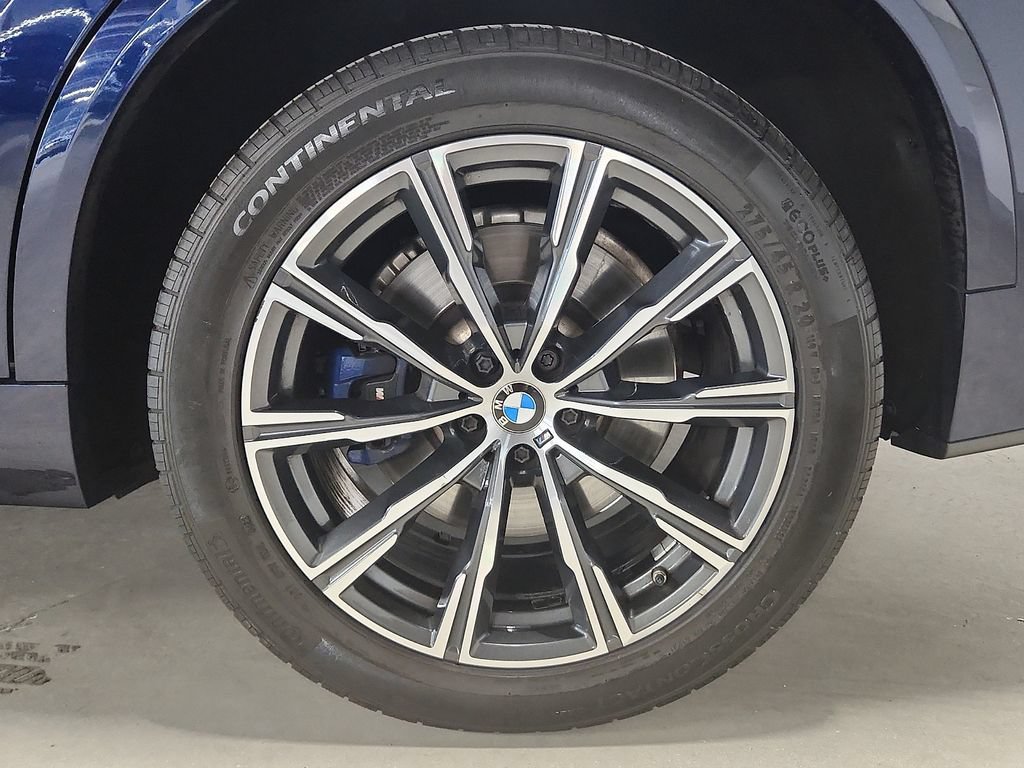 Used 2022 BMW X5 M50i AWD/4WD image 10