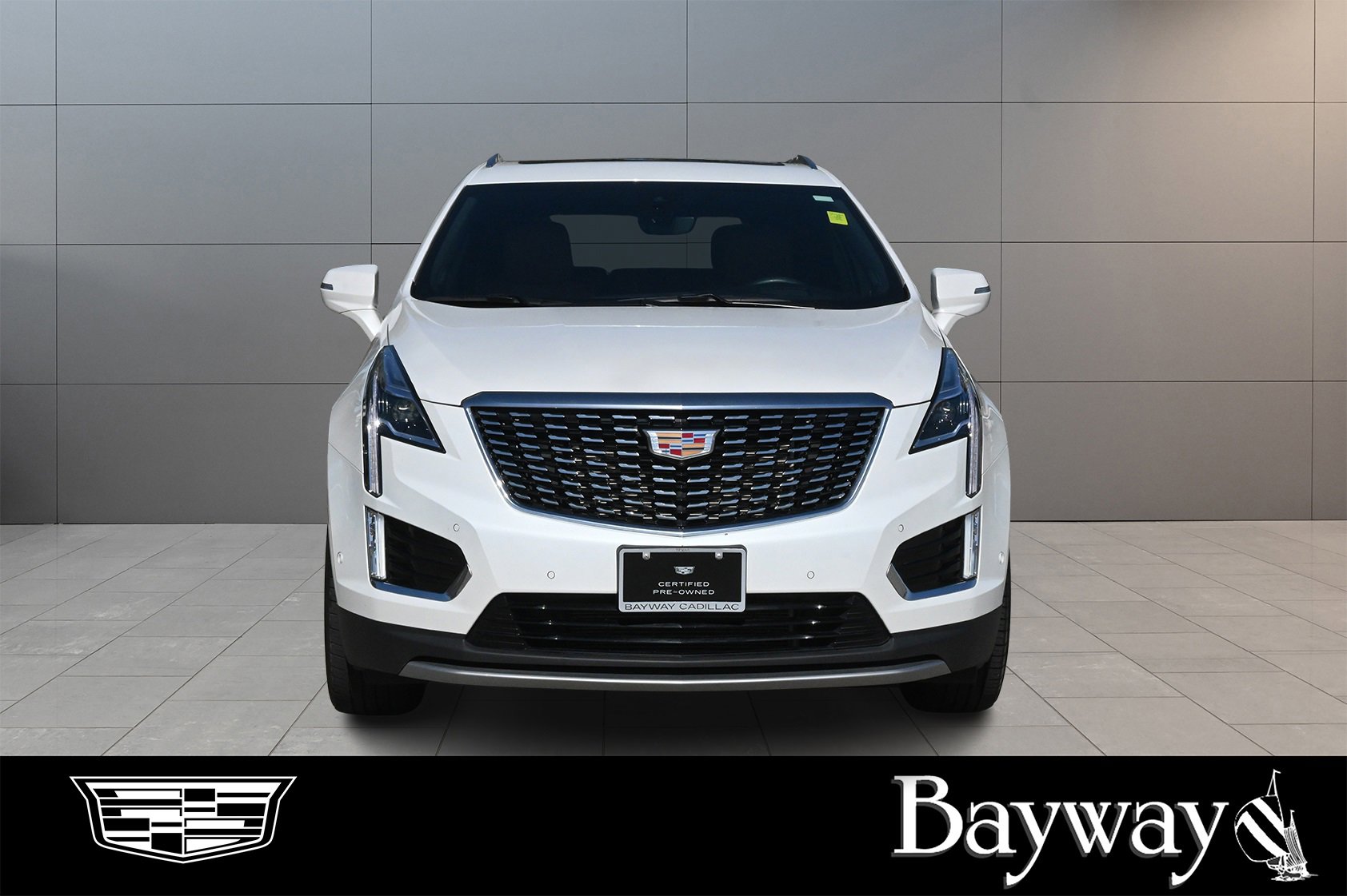 Used 2024 Cadillac XT5 Premium Luxury w/ Technology Package image 2
