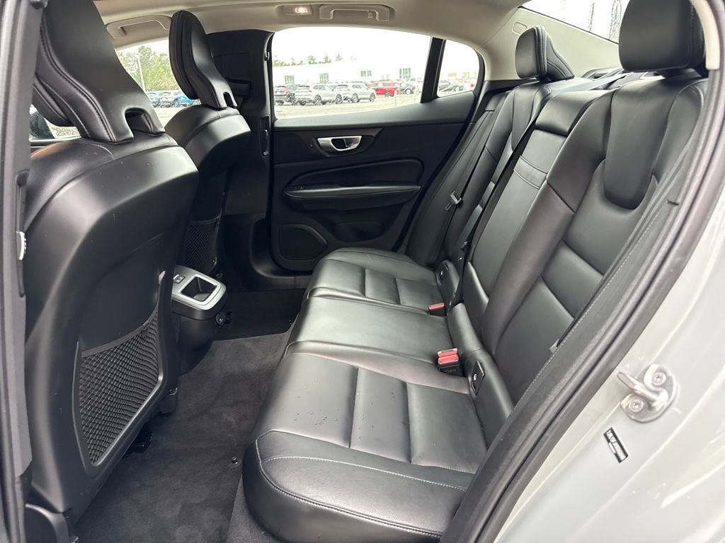 Used 2025 Volvo S60 B5 Core image 26
