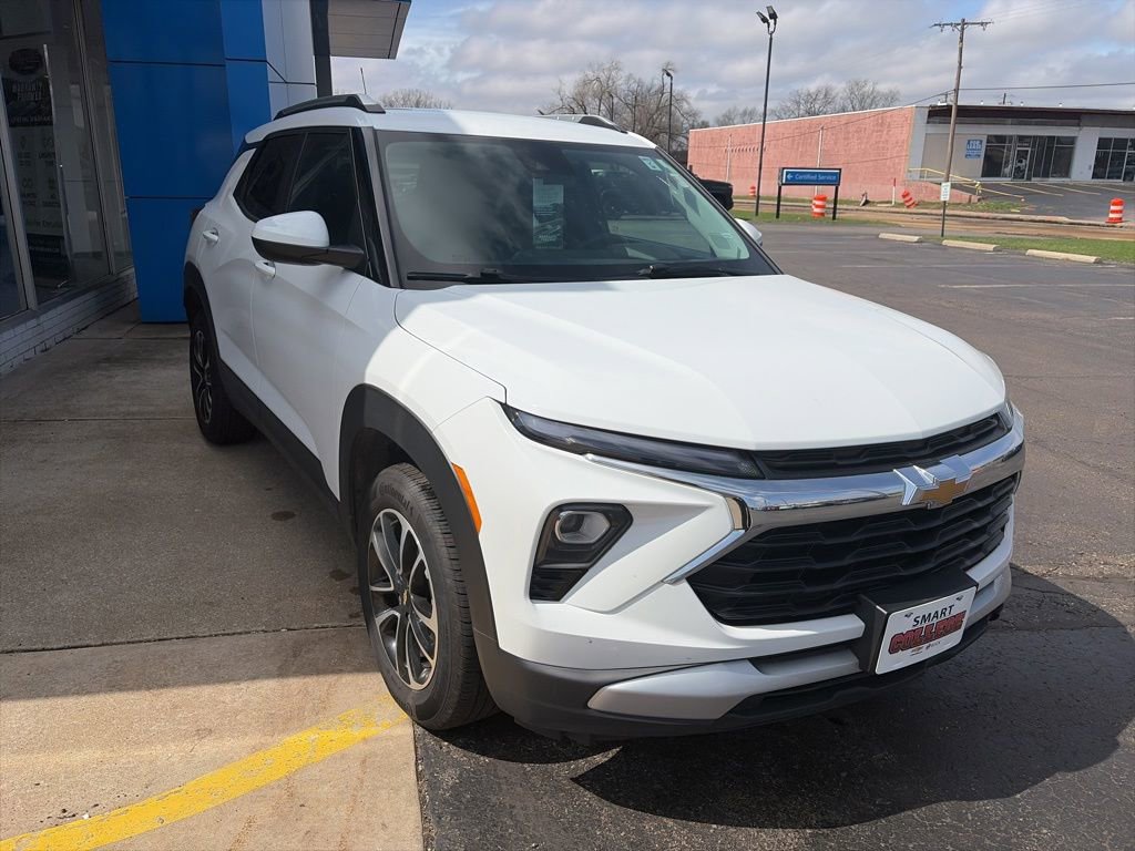Used 2025 Chevrolet TrailBlazer LT image 5