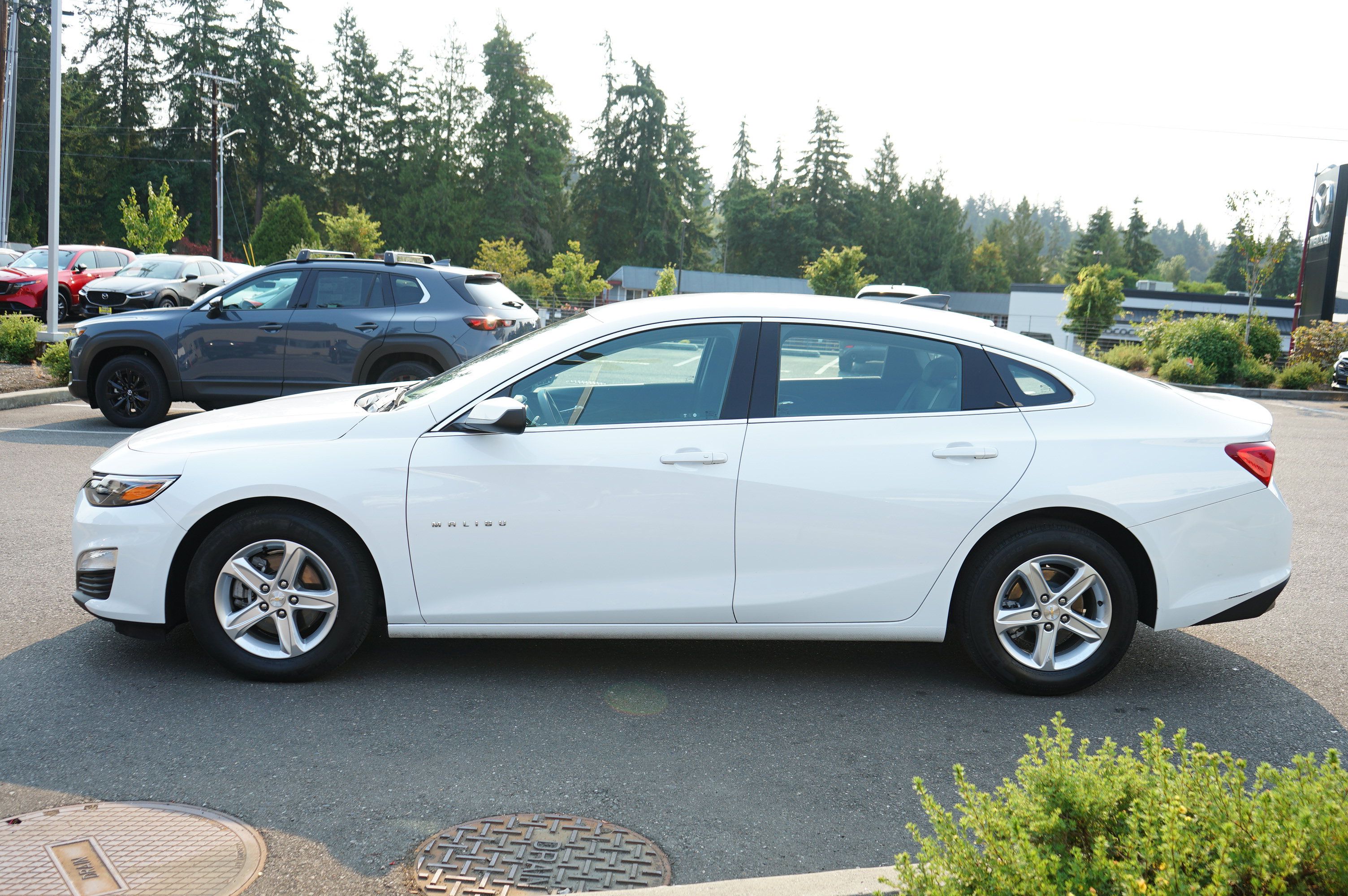 Used 2023 Chevrolet Malibu LS w/ Driver Confidence Package FWD image 7