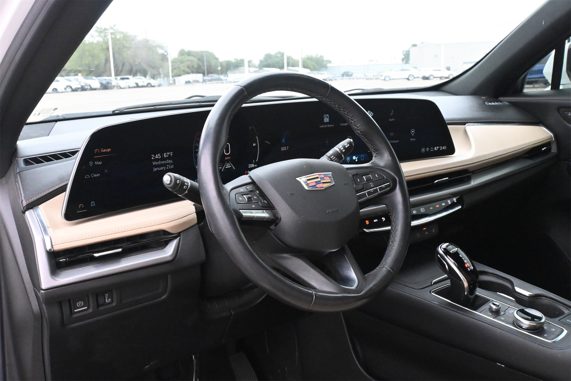 Certified 2024 Cadillac XT4 Luxury w/ Cold Weather Package image 17