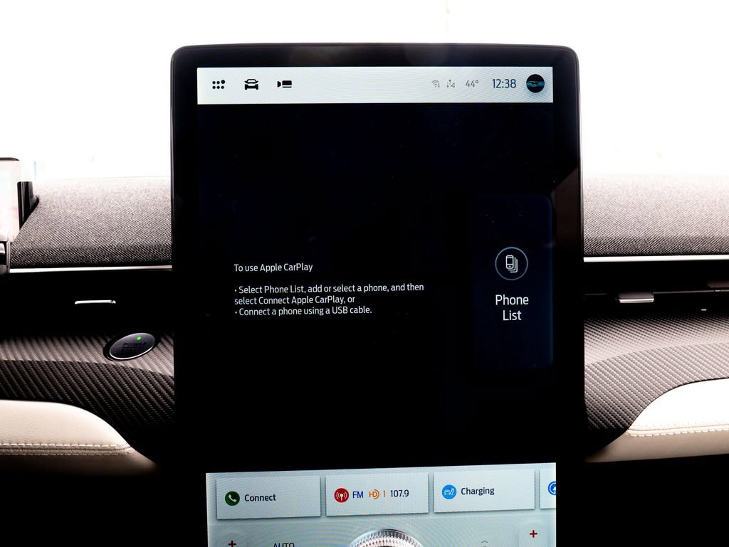 Used 2021 Ford Mustang Mach-E Premium image 27