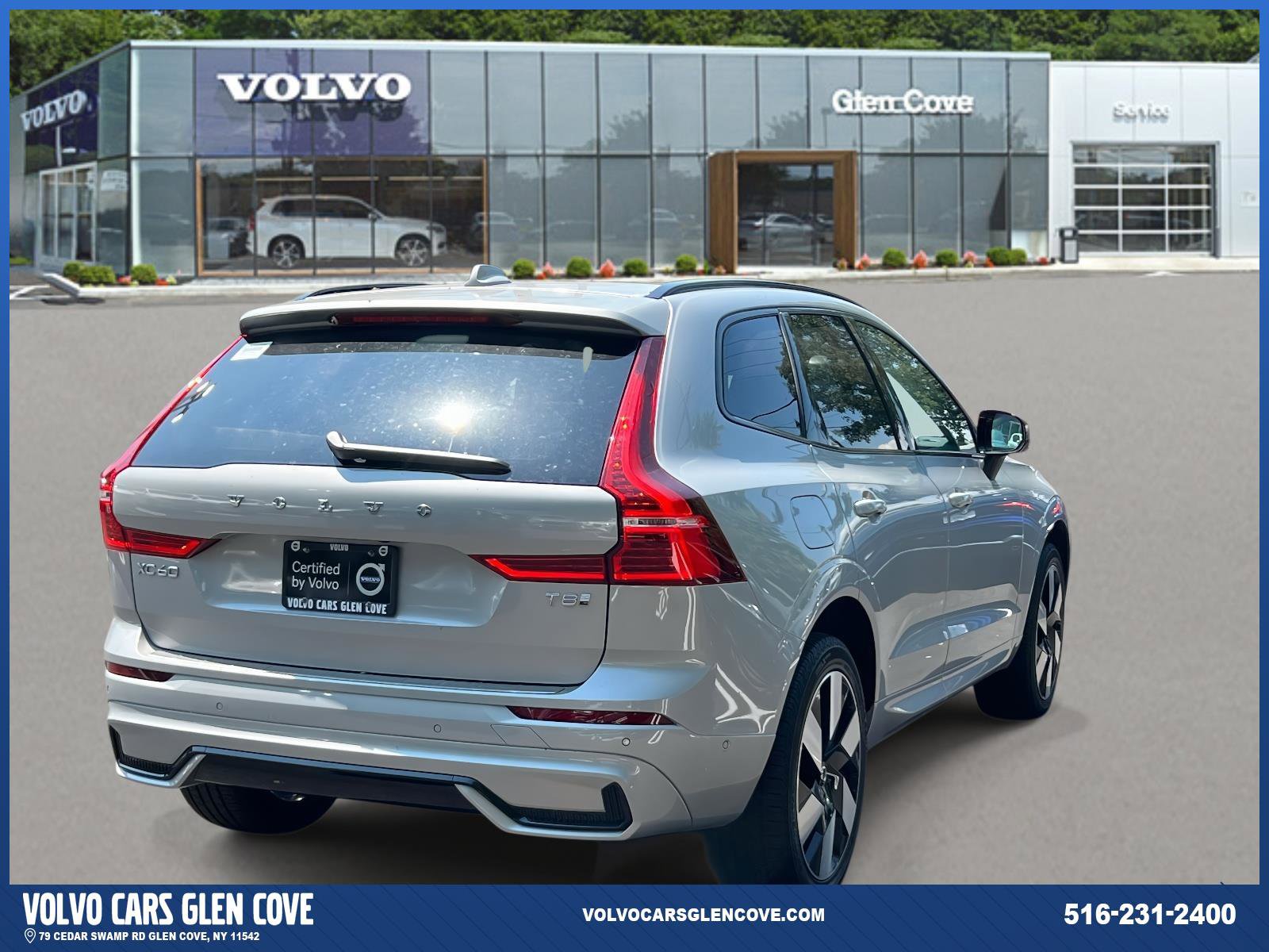 Certified 2025 Volvo XC60 T8 Plus w/ Protection Package Premier image 4