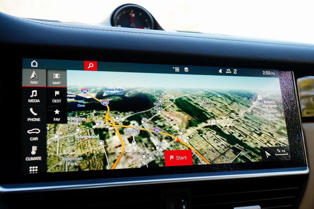 Used 2019 Porsche Cayenne S image 19