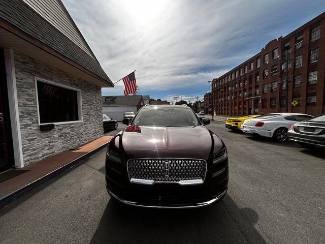 Used 2022 Lincoln Nautilus Reserve w/ Equipment Group 201A AWD/4WD image 2