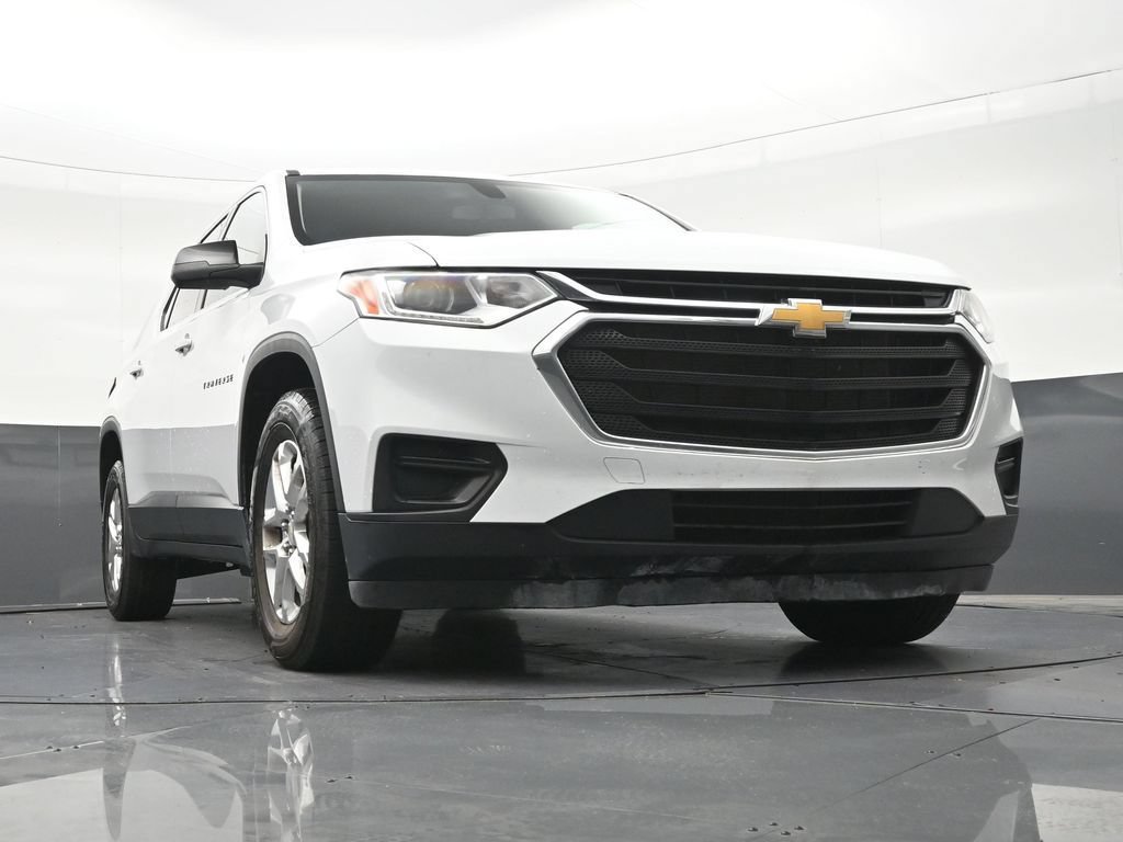 Used 2021 Chevrolet Traverse LS FWD image 30