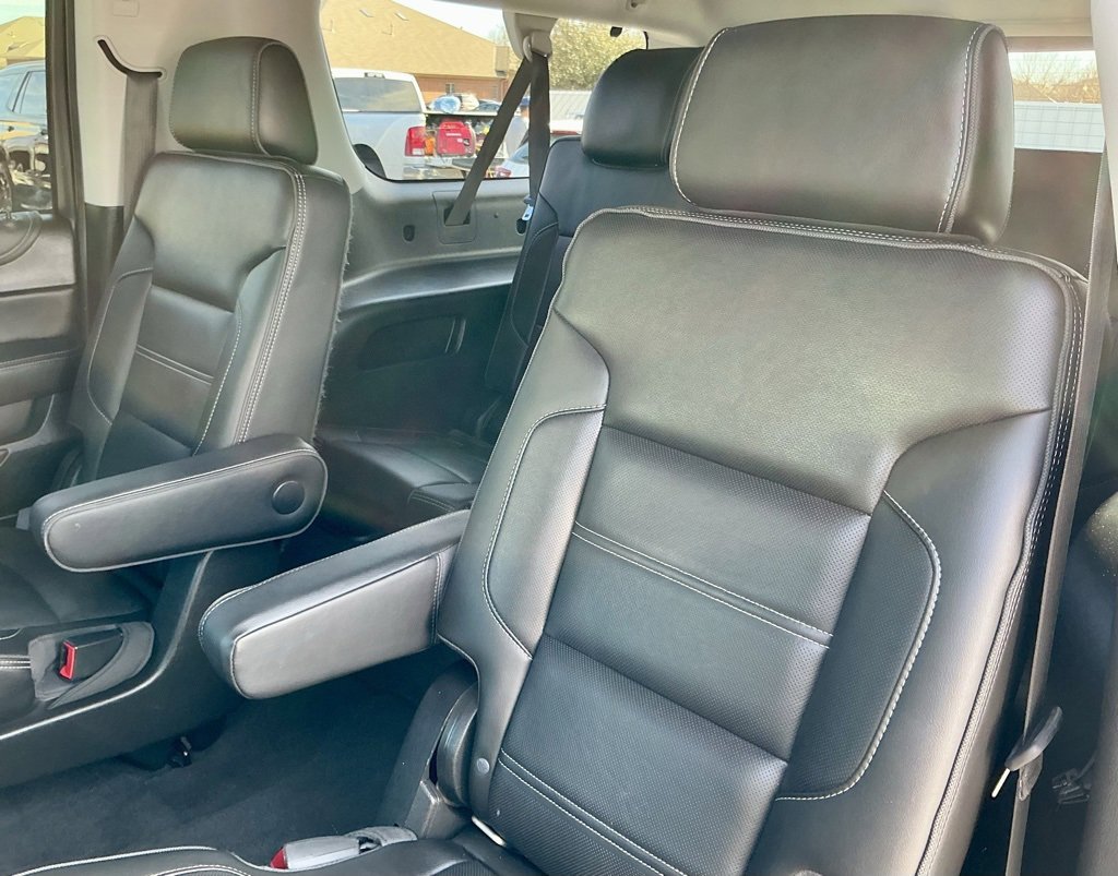 Used 2019 GMC Yukon XL Denali w/ Denali Ultimate Package image 28